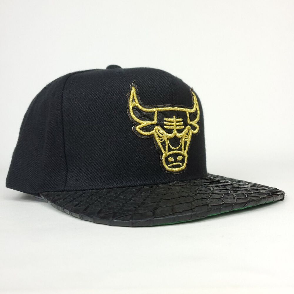 Chicago Bulls Mitchell & Ness NBA Snapback Hat Cap Fish Carp Skin Bill Black NWT - Picture 3 of 9